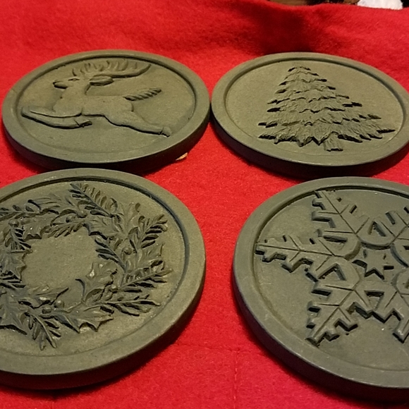 Set of 4 coasters - Picture 1 of 2